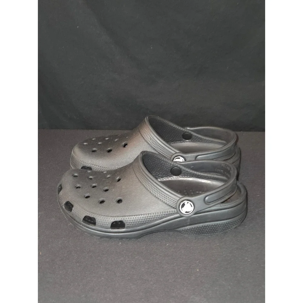 Crocs Classic Clogs Kid's Size J2‎ Slip On Casual Shoes Black